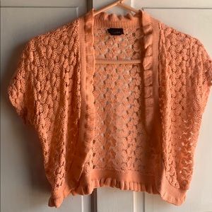 Shrug/cardigan